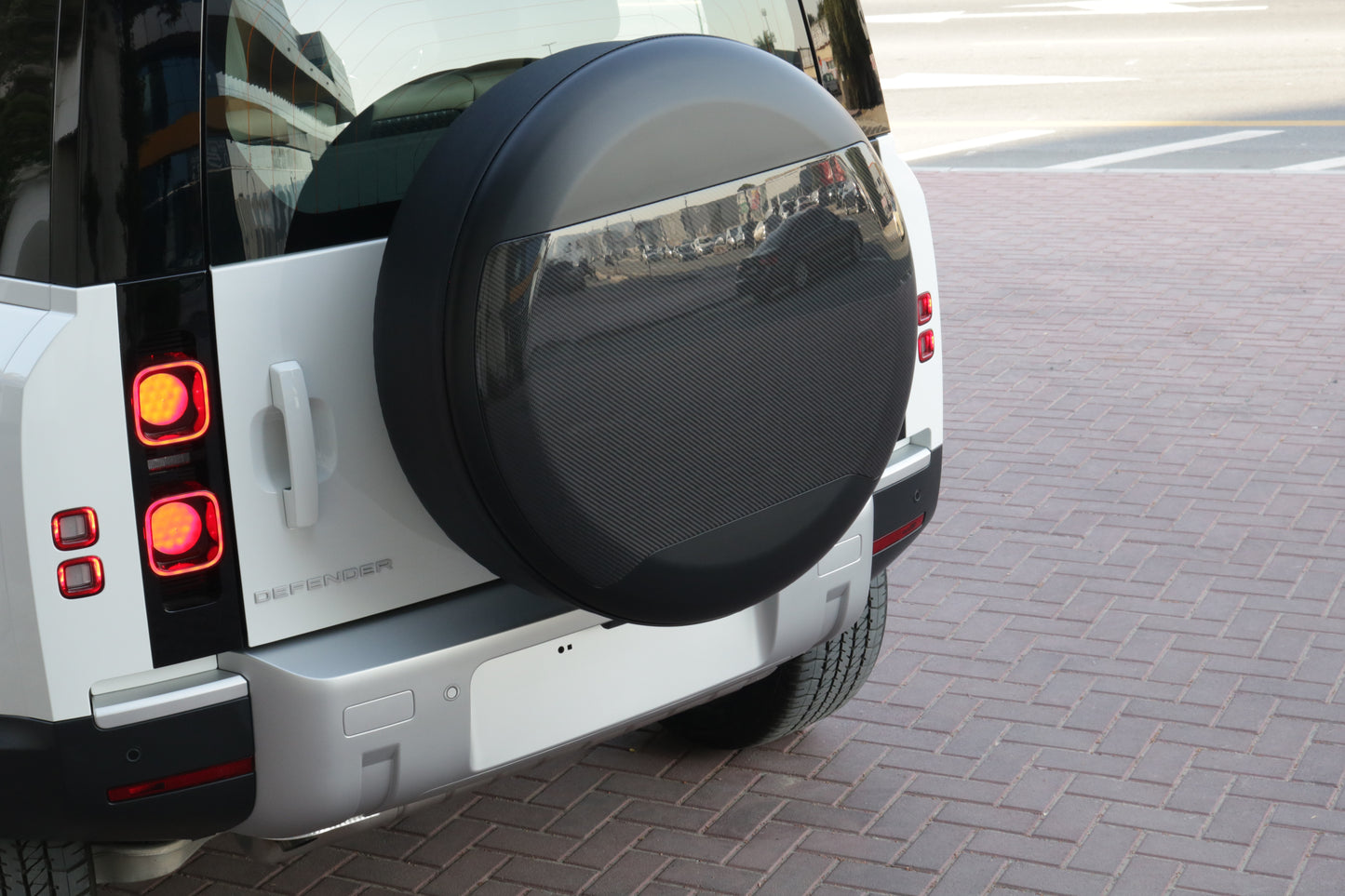 CARBON FIBER SPARE WHEEL COVER - VPLEW0143 - GLOSSY BLACK