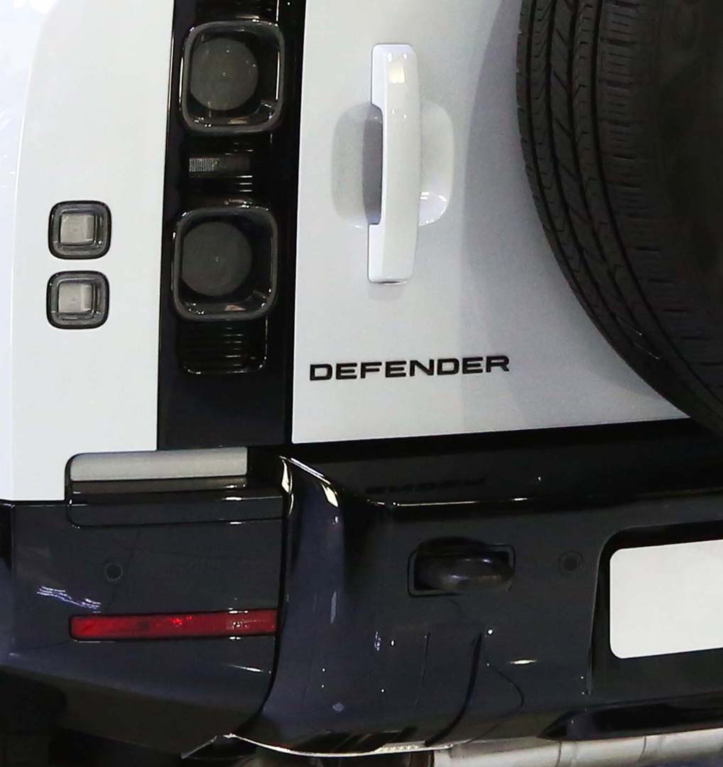 NAME PLATE - LR130736