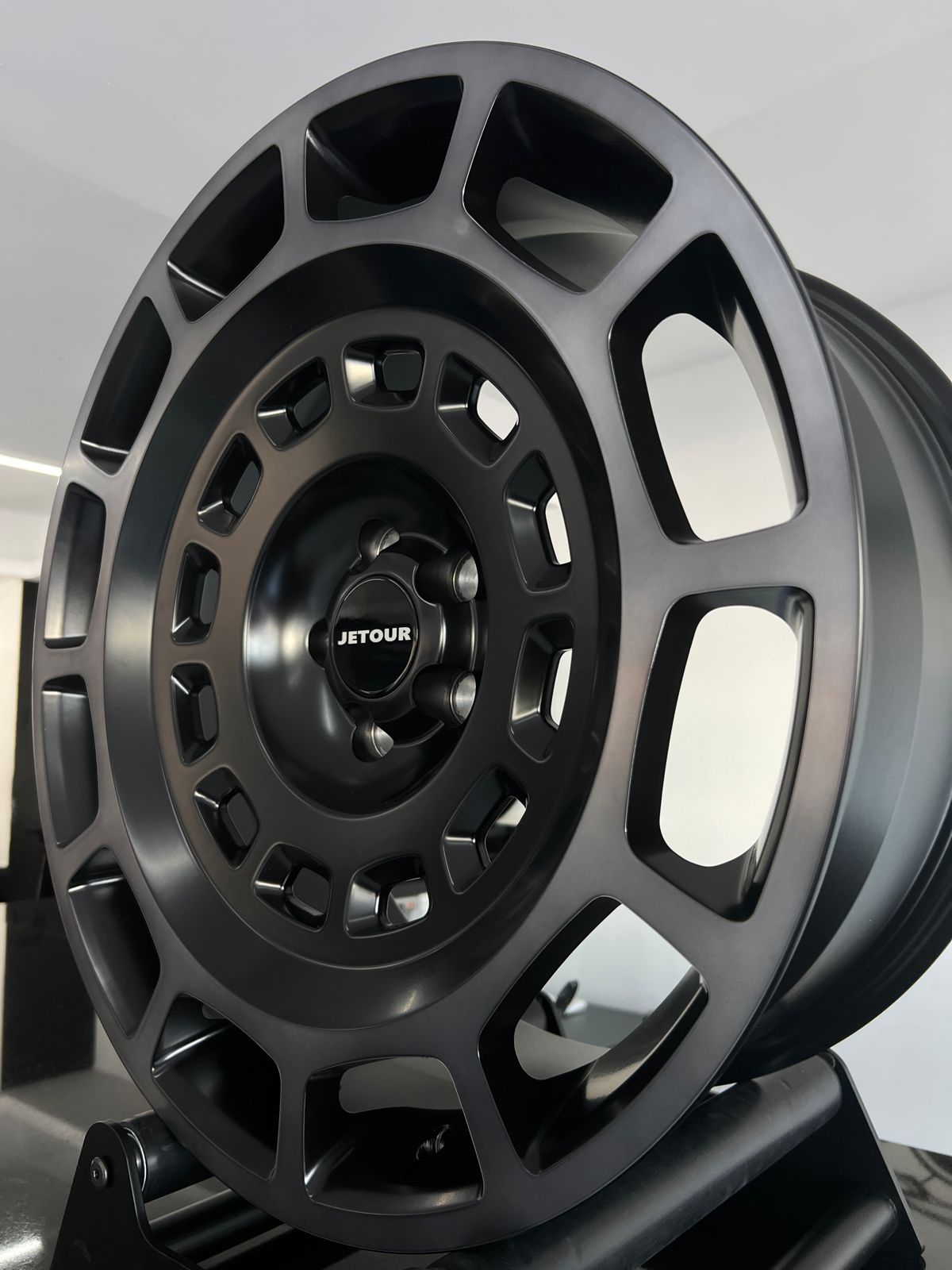 JETOUR RIMS OCTA DESIGN SET ( 4 PCS ) – Elite International Motors LLC