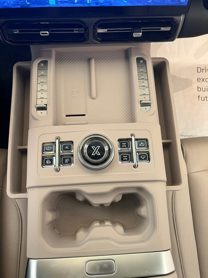 Jetour G700 Central Console BEIGE