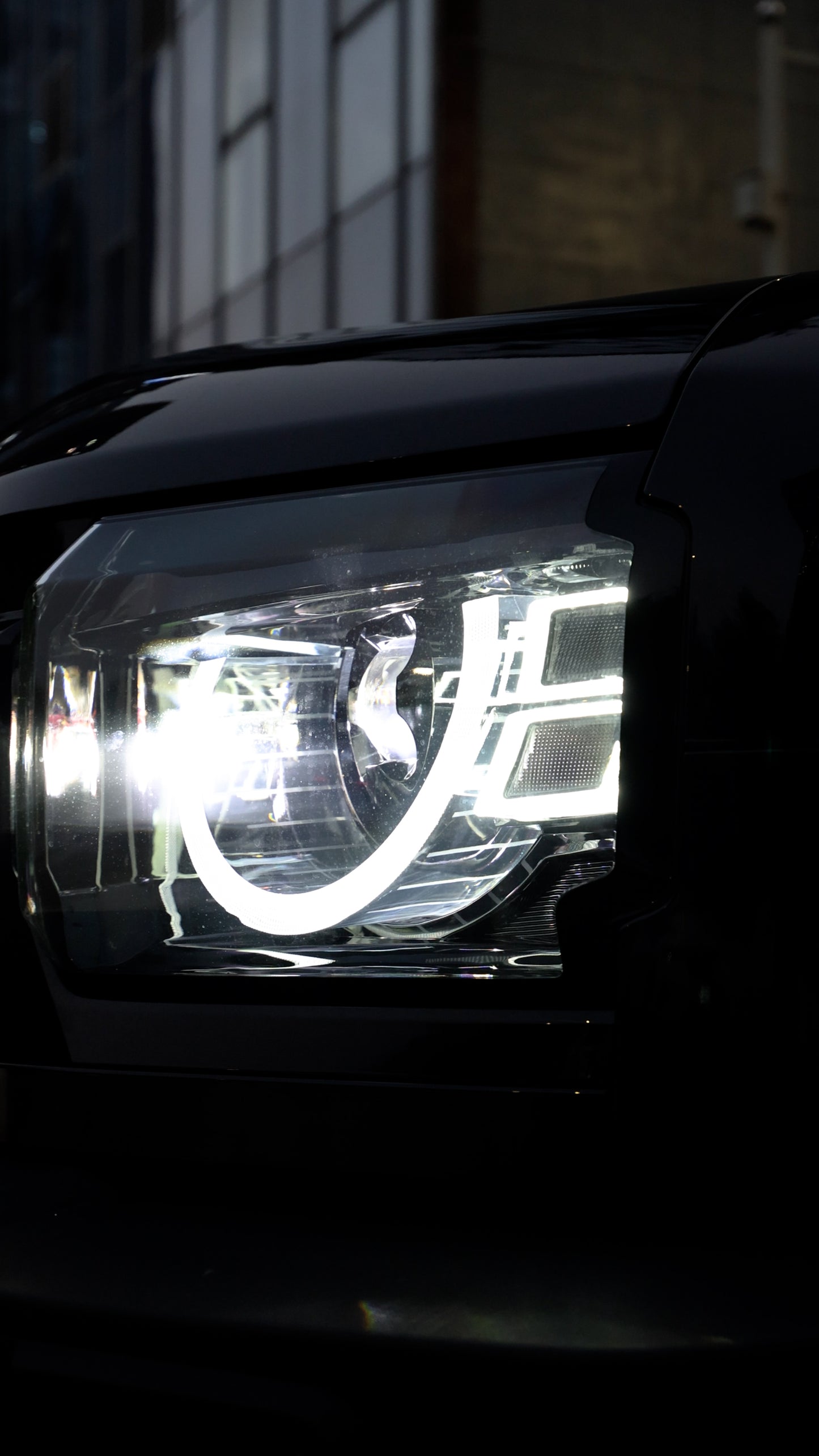 JETOUR HEADLIGHTS DEFENDER DESIGN FOR T2 ( R & L )